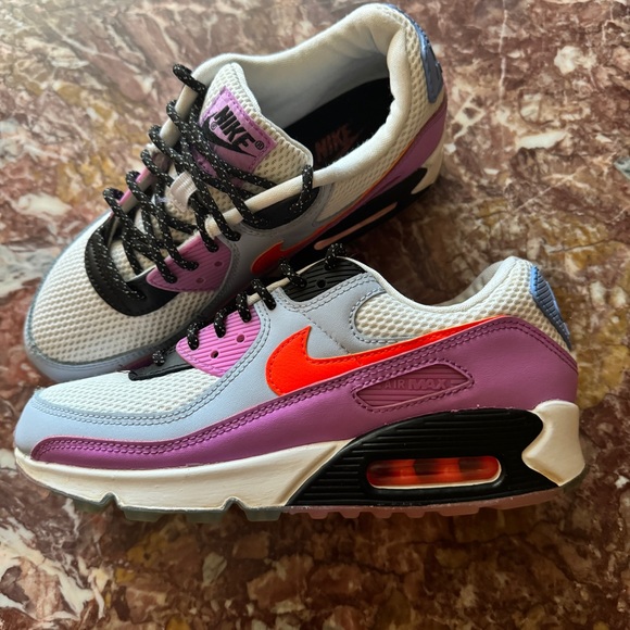 Nike Shoes - Womens Nike Air Max Carnival 90 Shoes
